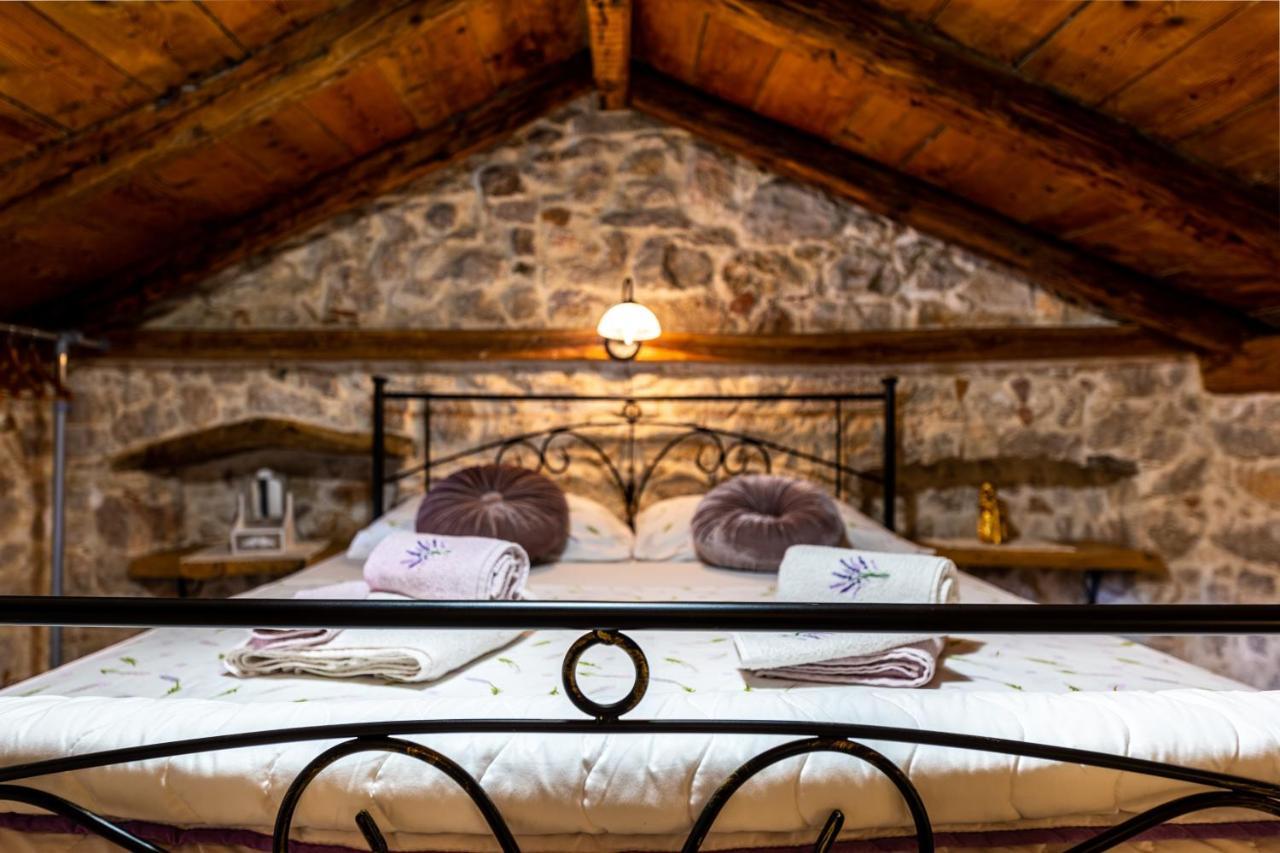 Parona Holiday Home Врбник Экстерьер фото