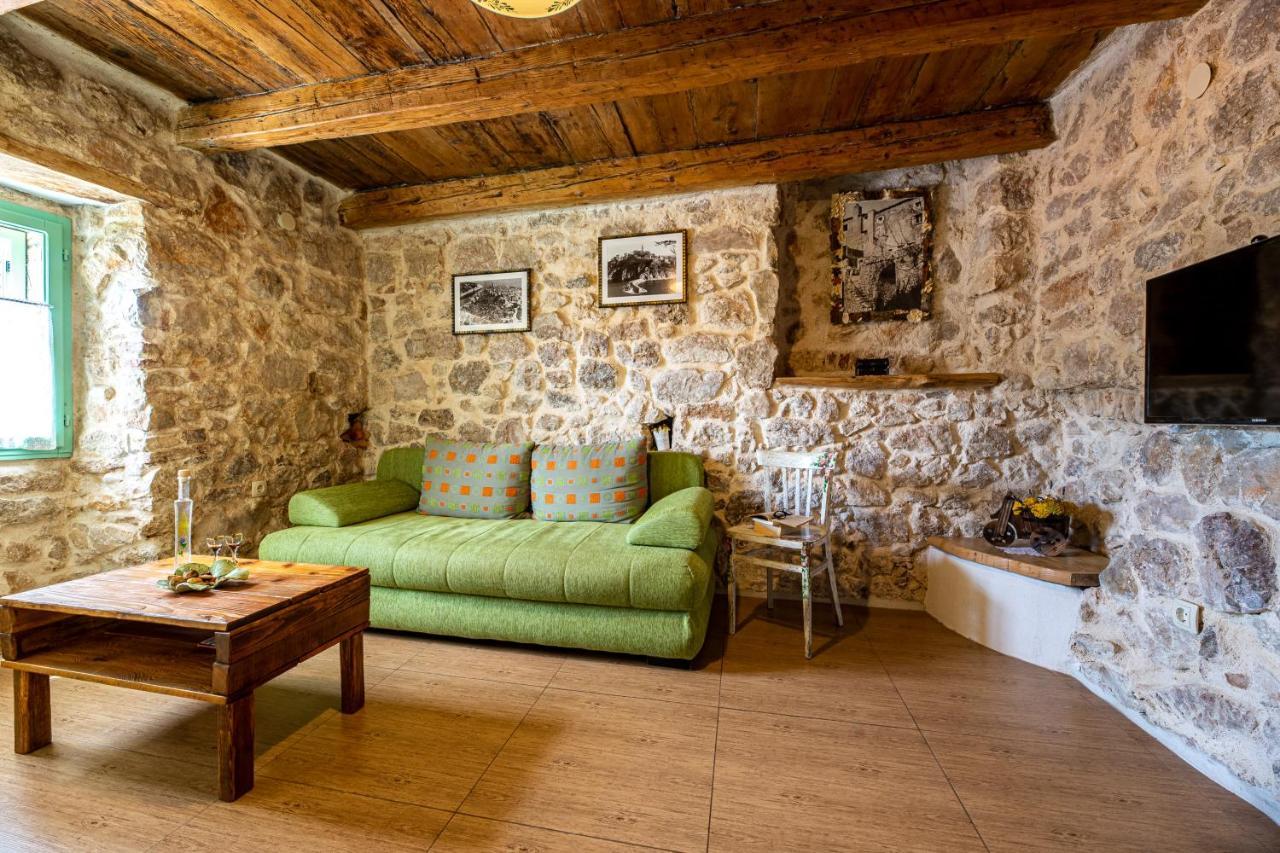 Parona Holiday Home Врбник Экстерьер фото