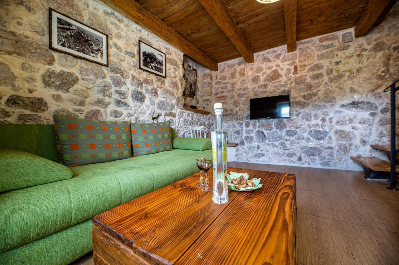 Parona Holiday Home Врбник Экстерьер фото