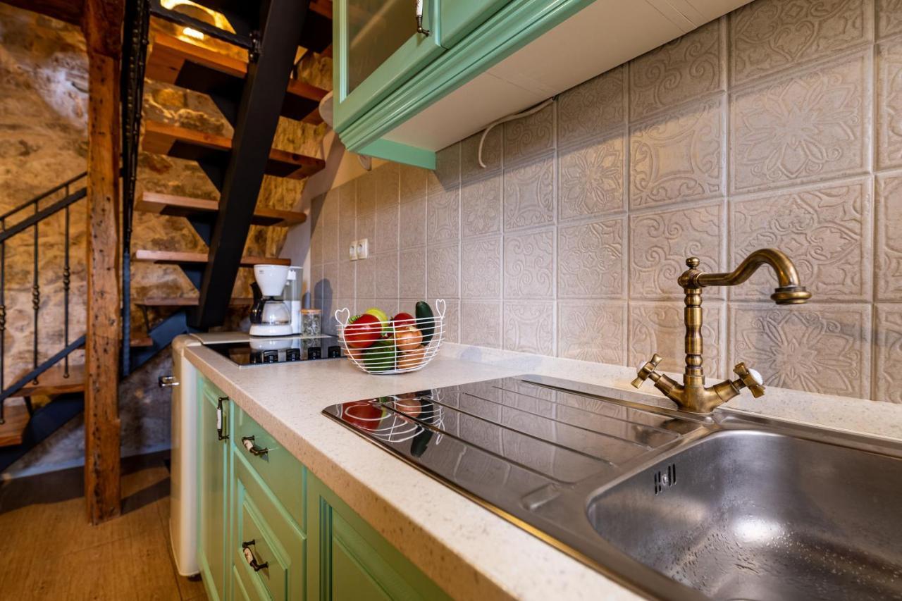 Parona Holiday Home Врбник Экстерьер фото