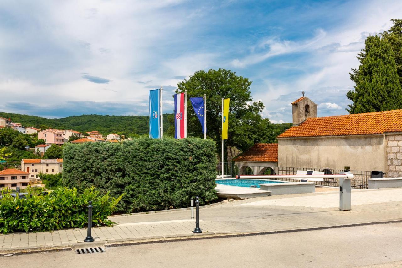 Parona Holiday Home Врбник Экстерьер фото